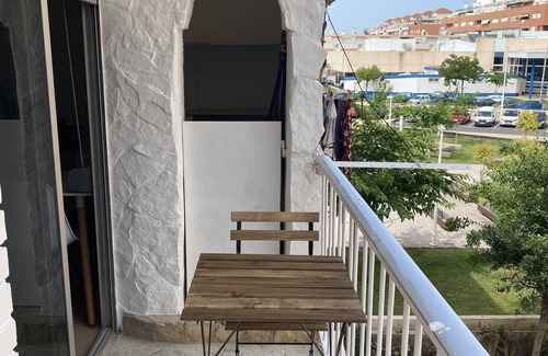 El Grao de Castellon Apartment | Cozy Apartment 10 Min from El Grao de Castellón Beach