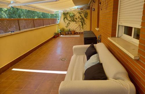 Ciudad Real Apartment | Cozy Apartment with Terrace and Pet-Friendly Amenities