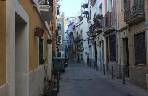 Alicante City Centre Apartment | Modern Apartment in Historic Center Near the Beach