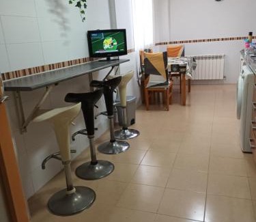 Burriana Apartment | Spacious Retreat Just 5 Minutes from the Beach, Rated 9.4