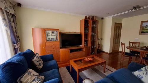 Meano Apartment | Spacious Central Apartment in Dena - Pet Friendly & Family Ready