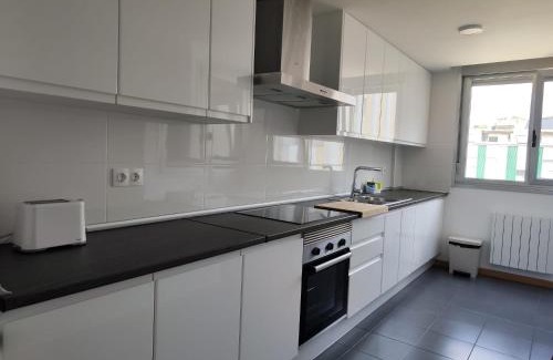 Cee Apartment | Piso Ara Solis