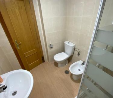 Dean Pequeno Apartment | Central Apartment with Spacious Terrace and Pet-Friendly Perks