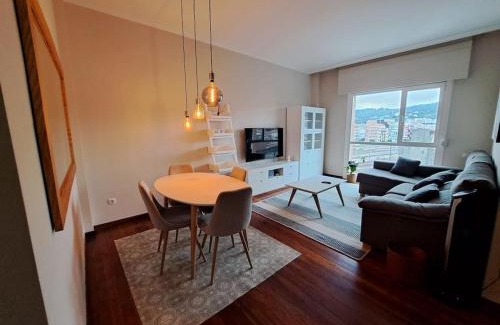 San Francisco Apartment | Central Bilbao Stay: Family and Pet Friendly Comfort