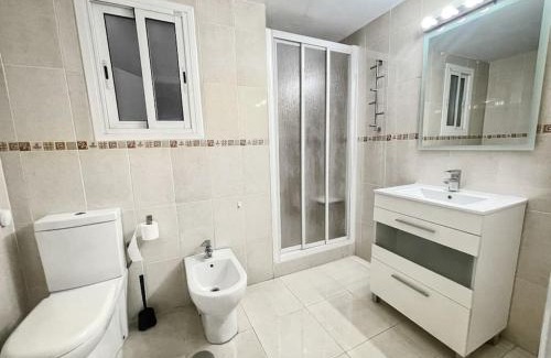 San Vicente del Raspeig Apartment | Family-Friendly Getaway at Piso Completo en Calle Rafael