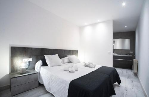 Puigcerda Apartment | Stylish Design Apartment in Central Puigcerdà - Family Friendly