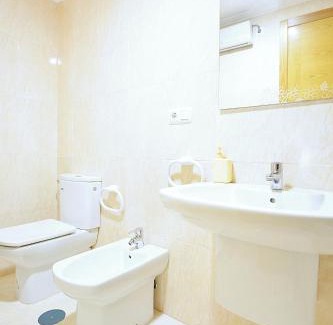 Isla de Arosa Apartment | Beachfront Retreat on A Illa de Arousa - 4-Star Comfort