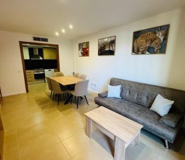 Lloret Town Center Apartment | Piso de SIMBA cerca de playa, con piscina y varias terrazas