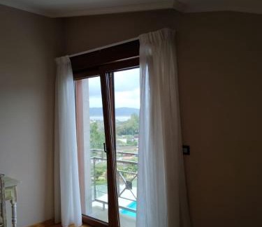 A Lanzada Apartment | Oceanfront Piso en A Lanzada with Private Beach Access