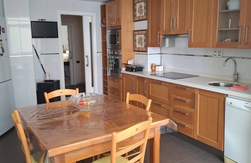 Castello de la Plana Apartment | Piso en Castellón al 5 Minutos del Castalia!