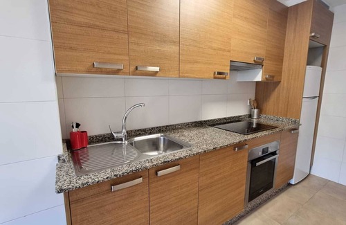 Vilagarcia de Arousa Apartment | Central Apartment for 6 in Vilagarcia with Kitchen & Breakfast