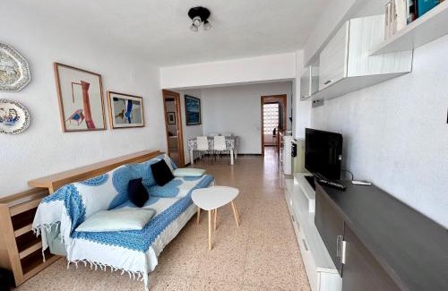 Puig Apartment | Oceanfront Piso en el Puig: Your Beachside Escape Awaits