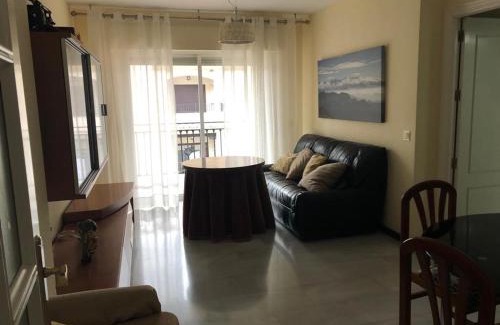 Guejar Sierra Apartment | Family-Friendly Retreat at Piso en Güejar Sierra, Rated 8.8