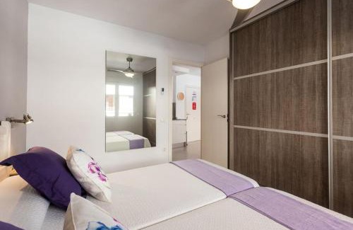 Raval Roig Apartment | Oceanfront Retreat at Postiguet Beach - Rated 9.1/10