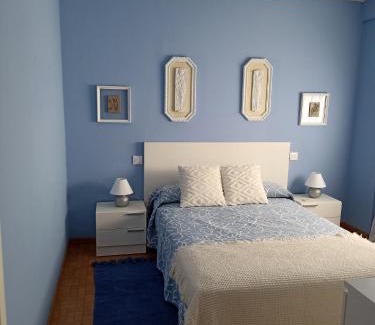 Baiona Old Town Apartment | Beachfront Piso FOFI with Ocean Views Near the Shore
