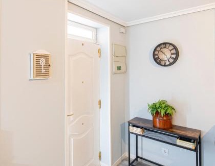 Castillejos Apartment | Cozy Retreat Near Cuzco and Castellana for Families