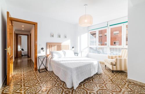 Zaidin Apartment | Convenient Stay Near Parque de las Ciencias in Granada