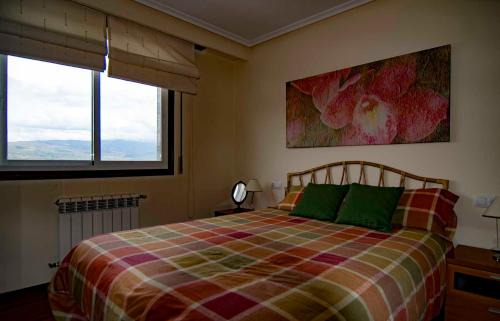 Maceda Apartment | Piso Maceda: Family-Friendly Stay in Portal da Ribera Sacra