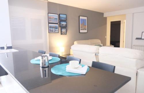 Distrito Llano Apartment | Family-Friendly Stay at Piso Marq 2 with Great Ratings