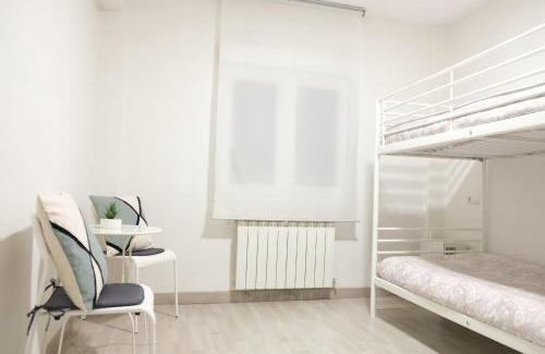 Distrito Llano Apartment | Family-Friendly Stay at Piso Marq 2 with Great Ratings