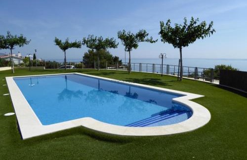 Llanca Apartment | Modern Apartment with Pool and Terrace near Llançà Beach