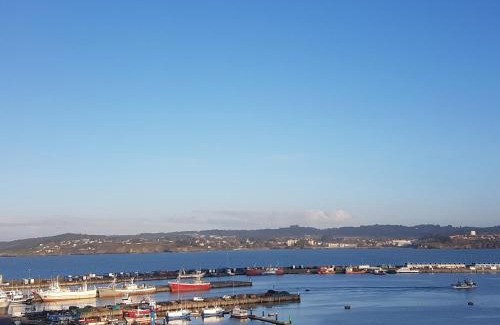 La Coruna Apartment | Guest Rated 9.6: Piso Oza Beach Seaview with Family Amenities