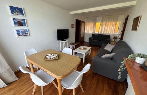 Carino Apartment | Beachfront Retreat with Ocean Views in Cariño
