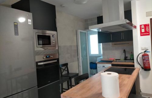 Haro Apartment | Stylish Newly Renovated Apartment with Balcony