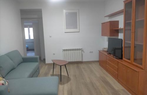 Haro Apartment | Stylish Newly Renovated Piso - Perfect for Families