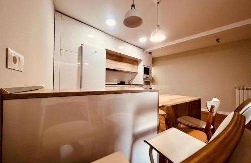 Burgos Apartment | Central Retreat with WiFi, Perfect for Families