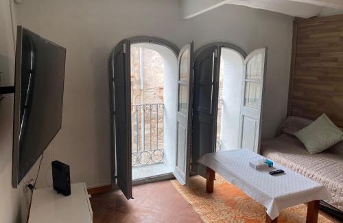 Vilafranca del Penedes Apartment | Piso Rustico Calle de la Font Vilafranca del penedes