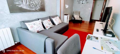 Mundaka Apartment | Inviting Piso Turístico Mundaka with Ocean View & Pool