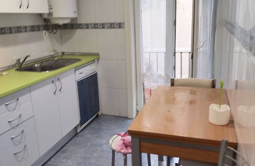 Santander Apartment | Piso Vargas: Oceanfront Retreat with Pet-Friendly Comfort