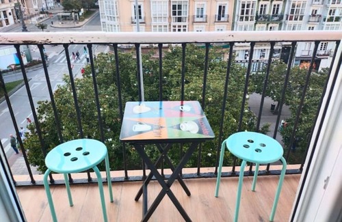 Santander Apartment | Piso Vargas: Oceanfront Retreat with Pet-Friendly Comfort