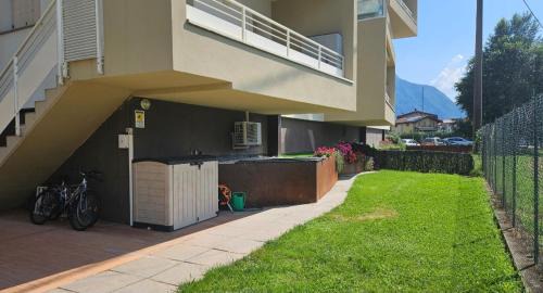 Pisogne House | Oceanfront Pisogne Apartment with Exceptional Guest Rating
