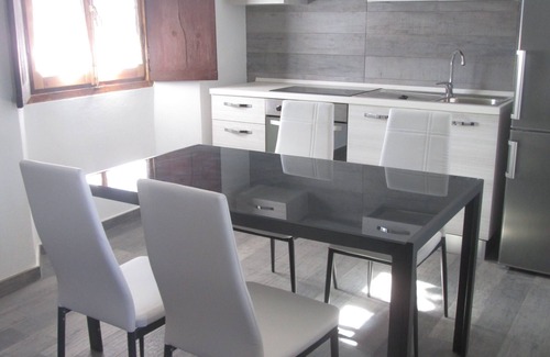 Gallarate Apartment | Comfortable Getaway at Pit Stop - Gallarate with Spa & Breakfast