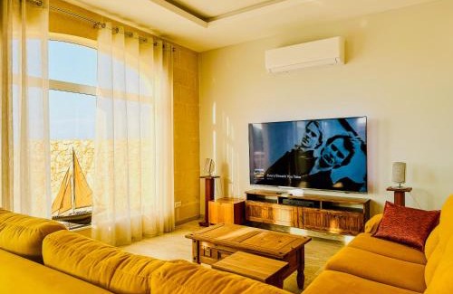 Nadur Villa | Pitt house