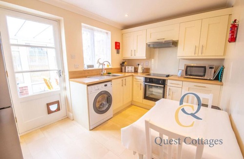 Tenterden Cottage | Pittlesden Cottage – Perfect Stay in Tenterden with Pets