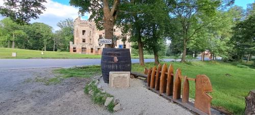 Cesky Rudolec Apartment | Discover Pivovar a Penzion GRASEL: Pet-Friendly Retreat