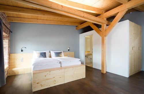 Varnsdorf House | Discover Pivovar Kocour: 9/10 Rated, Family-Friendly Stay