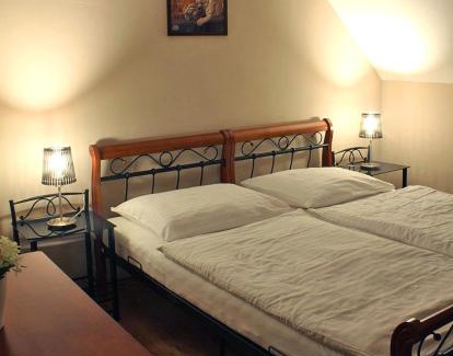 Plasy House | Pet-Friendly Stay at Pivovarský dvůr Plasy - 8.1/10 Rating