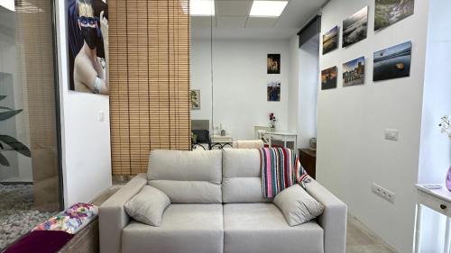 Santa Clara Apartment | Discover Pizarro 23: Family-Friendly Stay in Cáceres