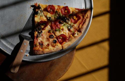 Jinotepe Bed & Breakfast | Welcoming Pizzeria Colisseo B & B – Family-Friendly Getaway