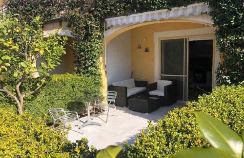 Pizzo Apartment | Beachfront Bliss at Pizzo Beach Club - Rated 9.2/10