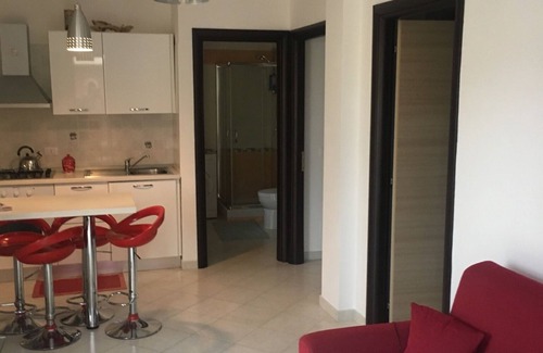 Pizzo Apartment | Beachfront Pizzo Beach Club: 2 Bed Apartment with Free WIFI