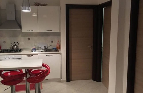Pizzo Apartment | Beachfront Pizzo Beach Club: 2 Bed Apartment with Free WIFI