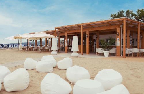 Scialara Hotel | Experience Pizzomunno Vieste Palace Hotel's Oceanfront Bliss