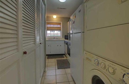 Pine Knoll Shores House | Relax at PKT: 4-Star Ocean View Hotel with Pool