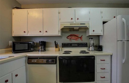 Pine Knoll Shores House | Relax at PKT: 4-Star Ocean View Hotel with Pool