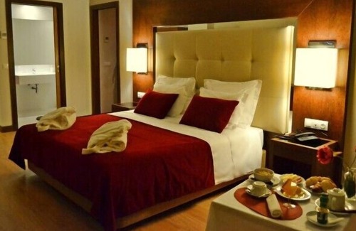 Tabuaco Hotel | Relax at Plácido Hotel Douro - Family-Friendly Retreat